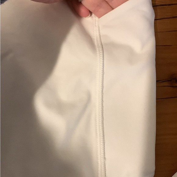 Lululemon white legging size 6 - Picture 6 of 7